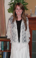 Kim in her Nina shawl