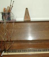 Gram\'s old upright Kimball
